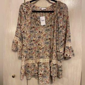 NWT DR2 Blouse